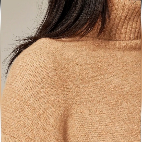 NWT J.Crew Super Soft Turtleneck Wool Sweater size XS in black - Picture 2 of 8